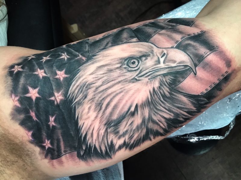 bald-eagle-american-flag-inner-arm-tattoo-frank-luca-vatican-tattoo