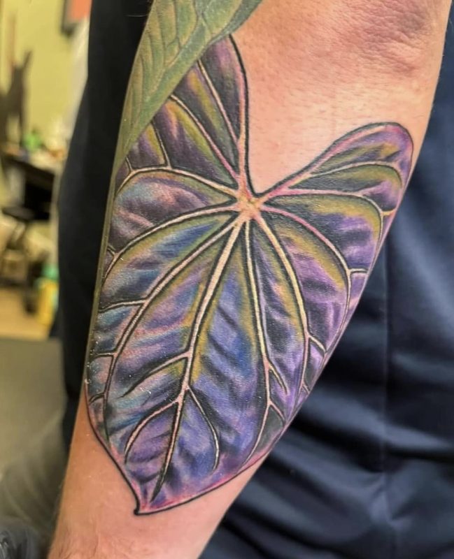 purple-taro-leaf-elbow-tattoo-color-frank-luca-vatican-tattoo