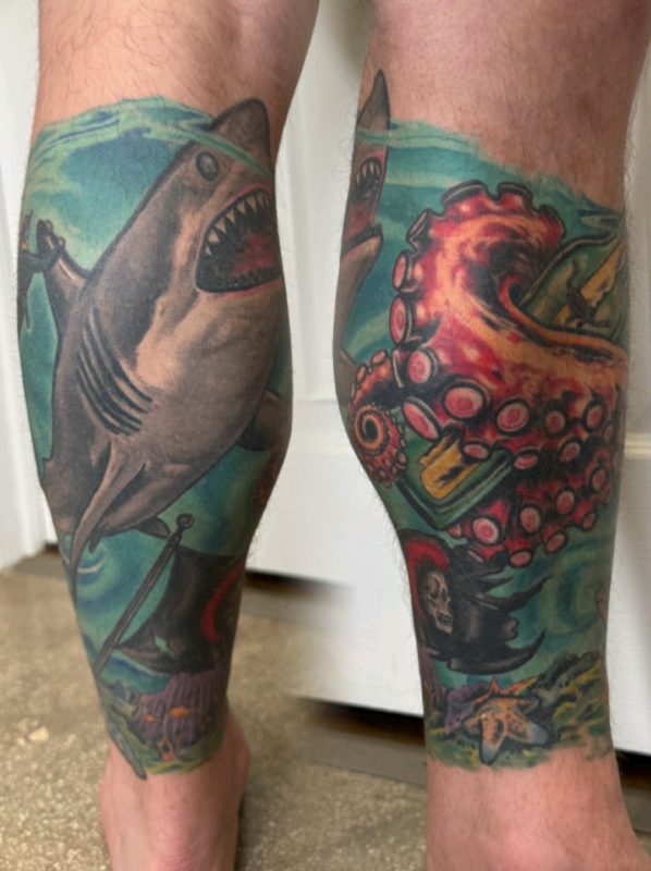 shark-octopus-neotraditional-leg-tattoo-frank-luca-vatican-tattoo